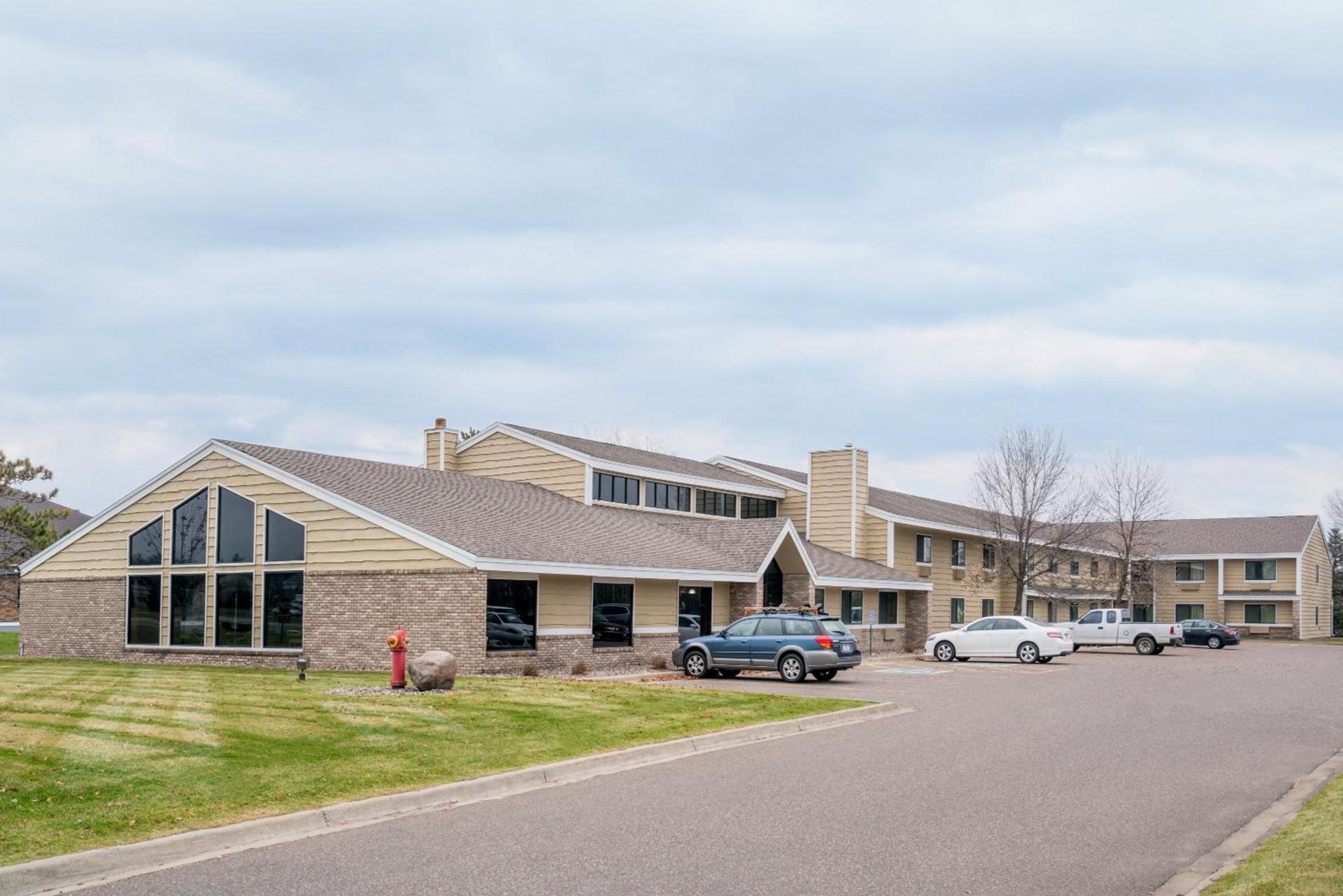 Days Inn & Suites by Wyndham Baxter Brainerd Area photo 15