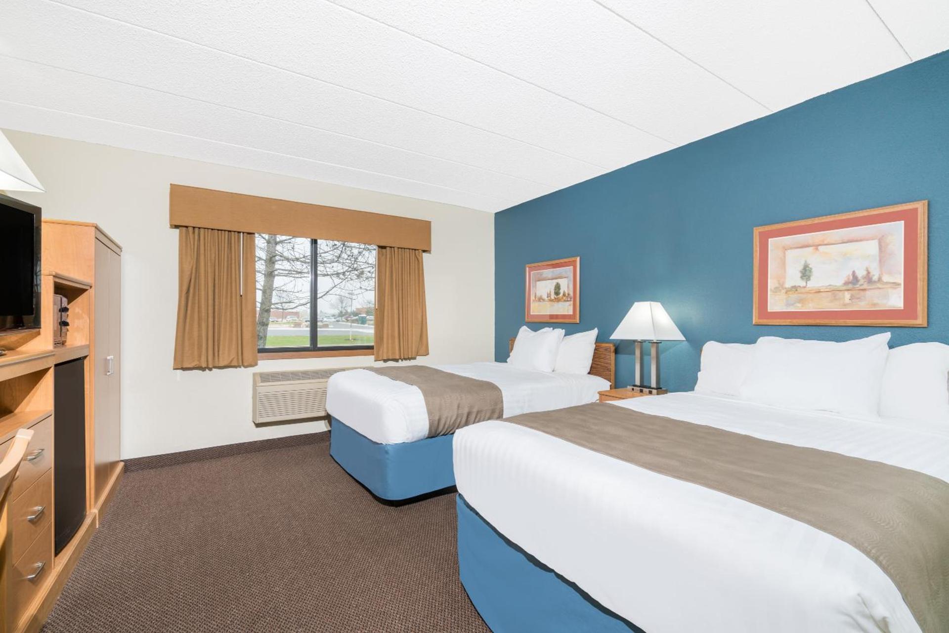 Days Inn & Suites by Wyndham Baxter Brainerd Area photo 27