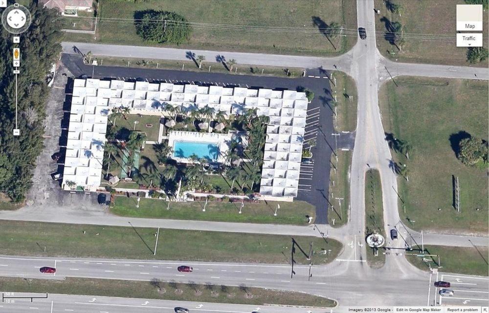 Warm Mineral Springs Motel photo 3