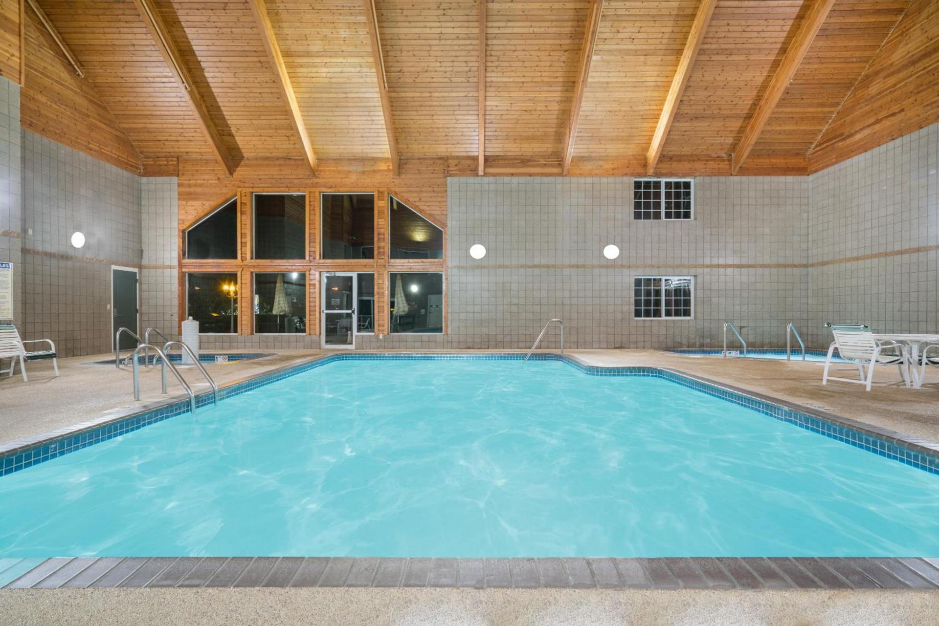 Baymont by Wyndham Baxter/Brainerd Area photo 29