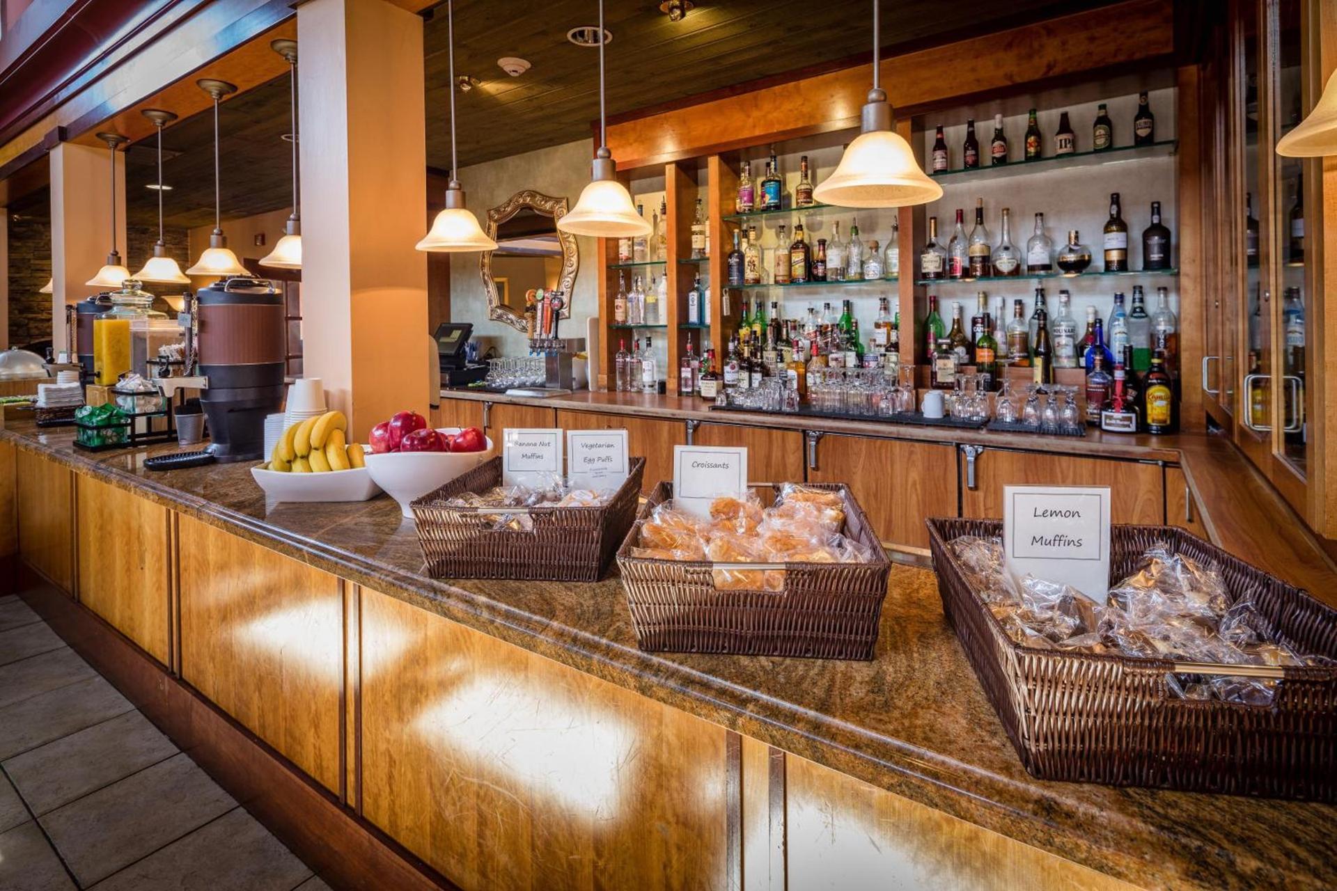 SFO El Rancho Inn SureStay Collection by Best Western photo 58