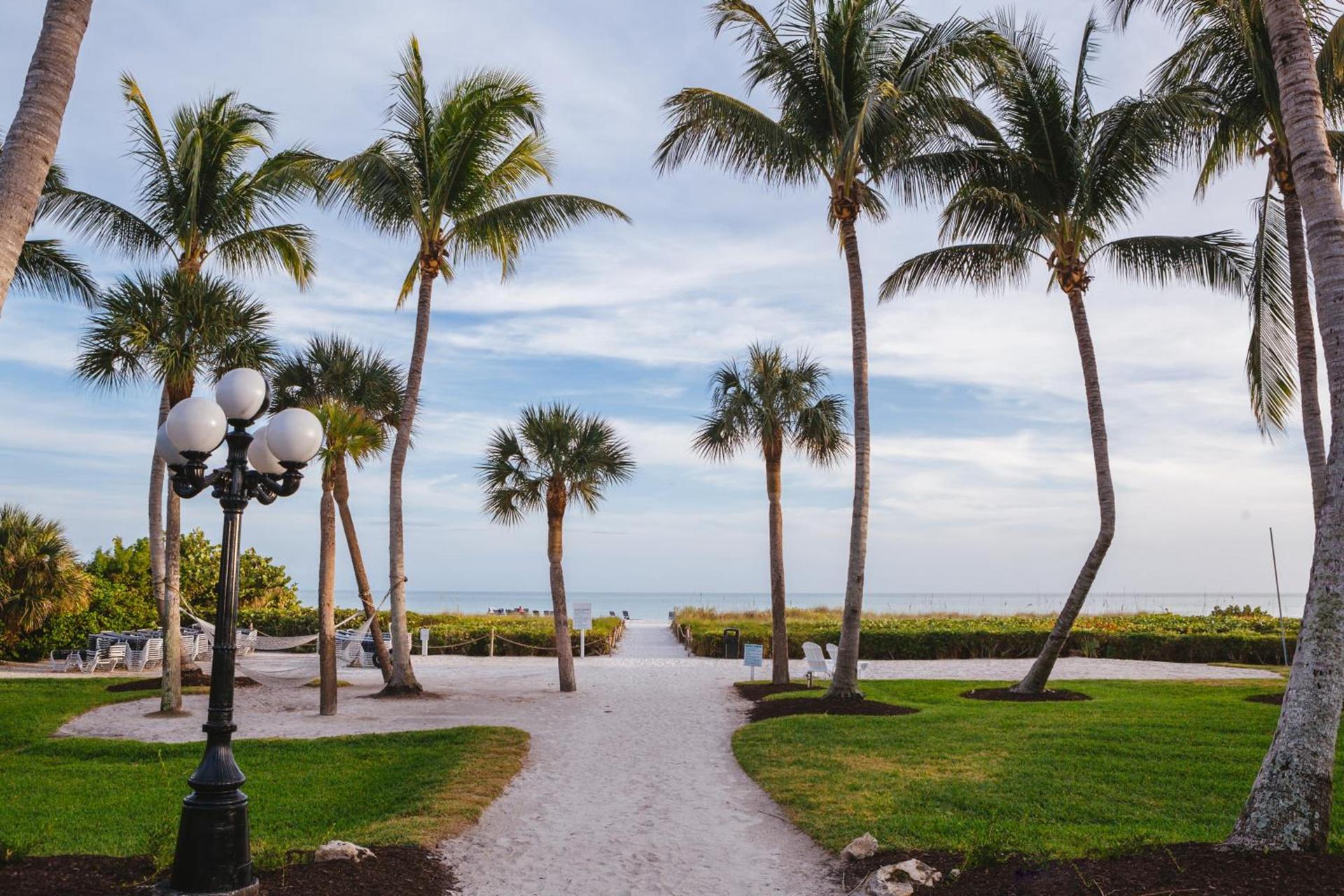 Sanibel Island Beach Resort photo 9