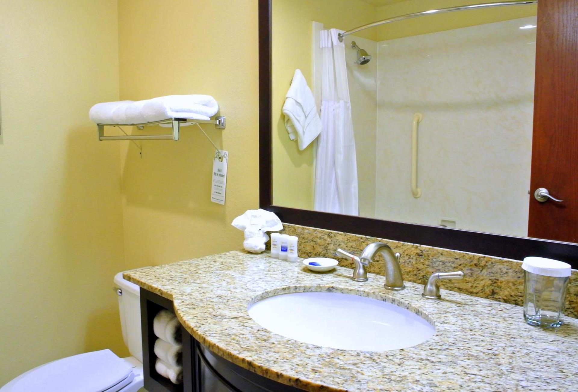 Best Western Plus Plaza by the Green photo 61