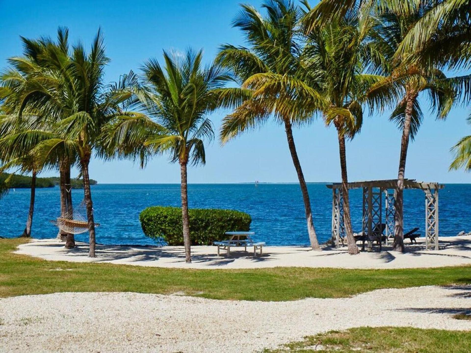 Atlantic Bay Resort photo 4