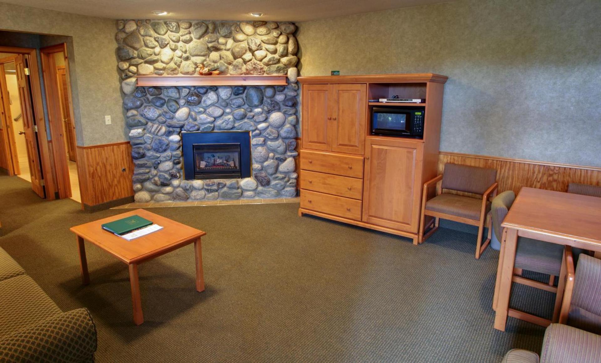 Poulsbo Inn & Suites photo 5