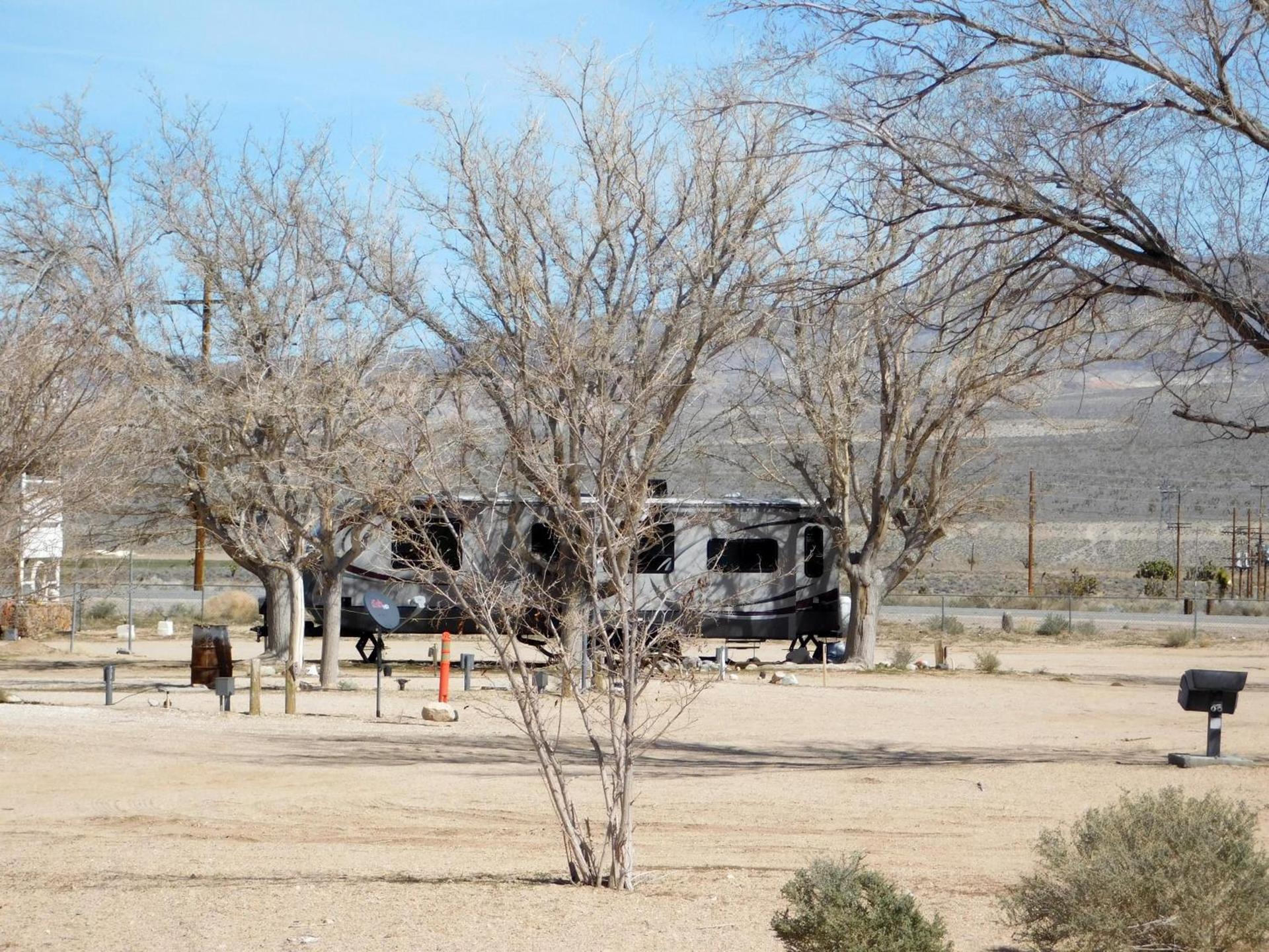 Olancha RV Park and Motel photo 38