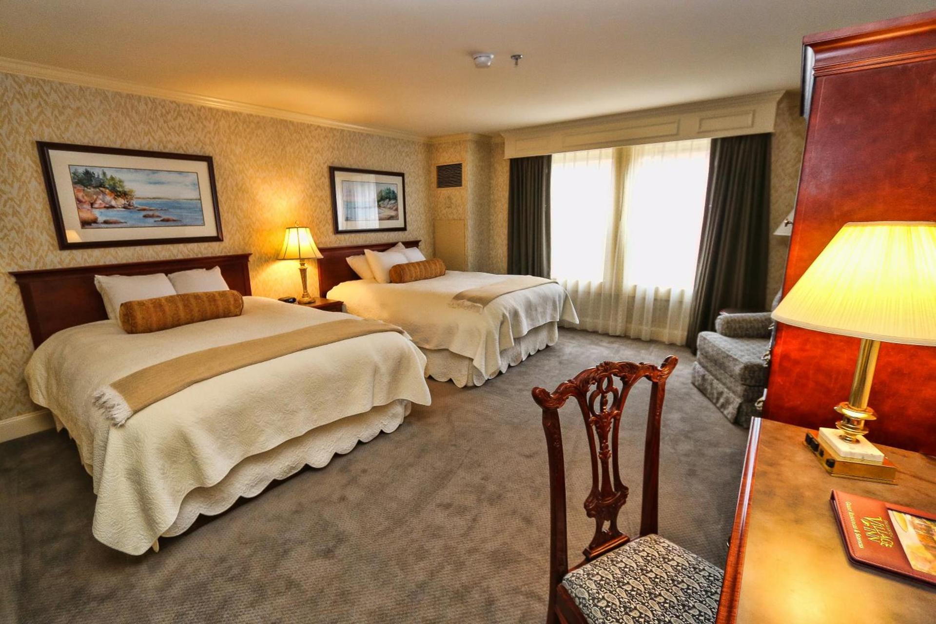 Fairhaven Village Inn photo 7