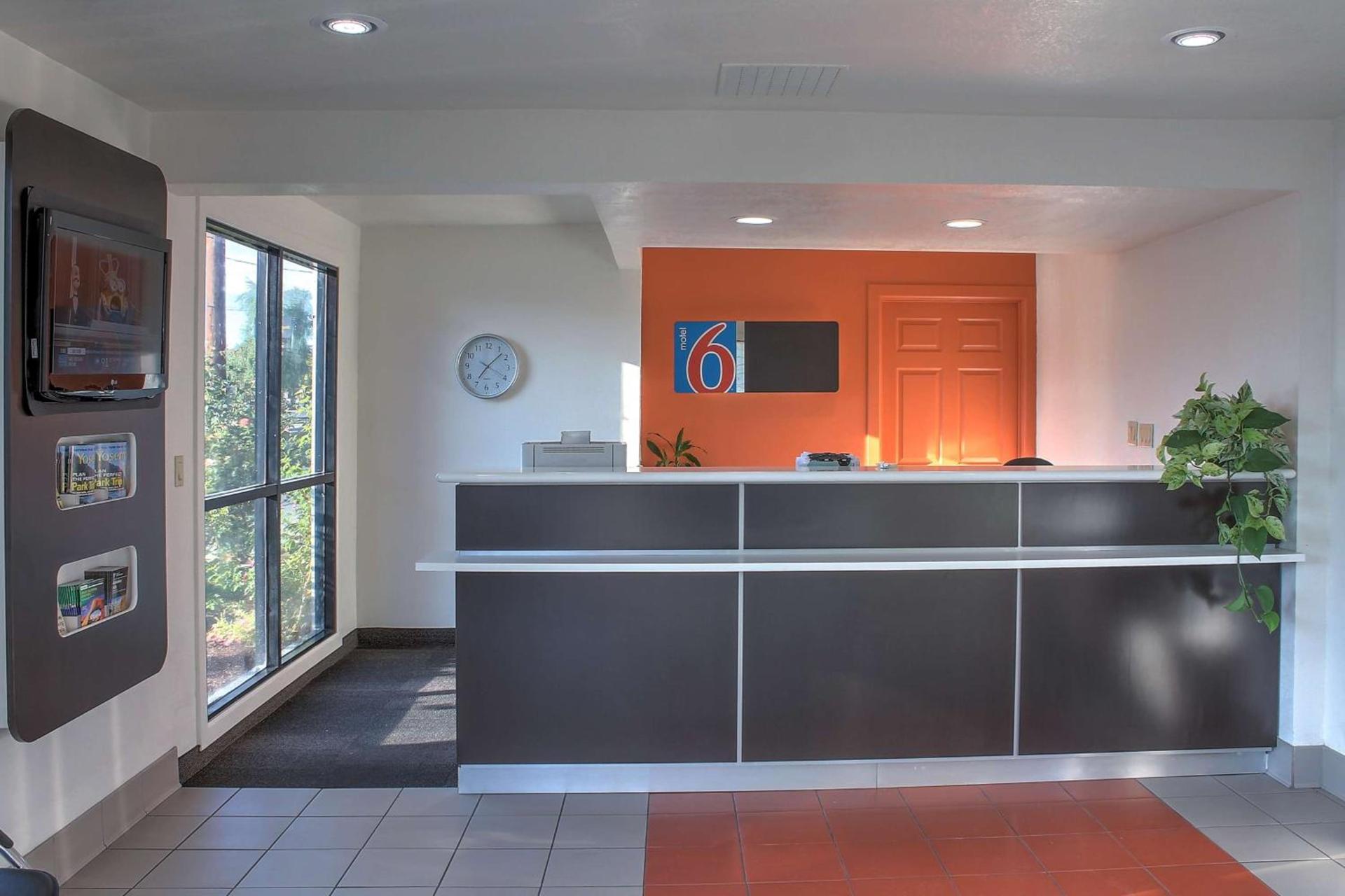 Motel 6-Bishop, CA photo 28