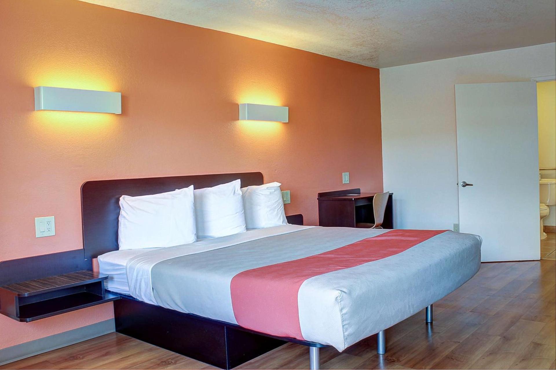 Motel 6-Bishop, CA photo 17
