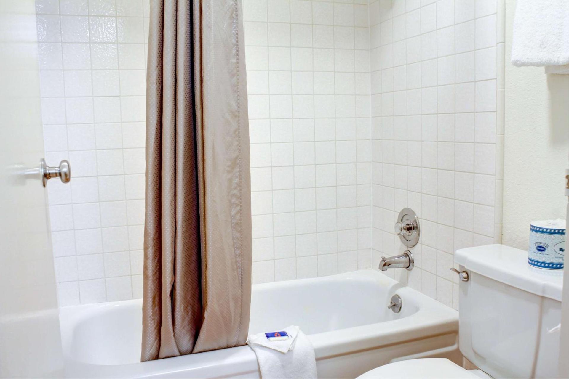 Motel 6-Bishop, CA photo 25