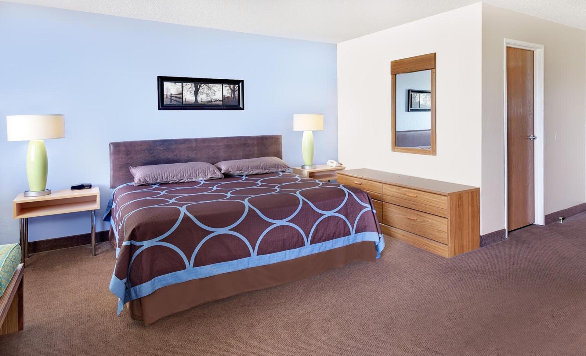 Super 8 by Wyndham Newburgh/West Point Stewart Intl Airport photo 18