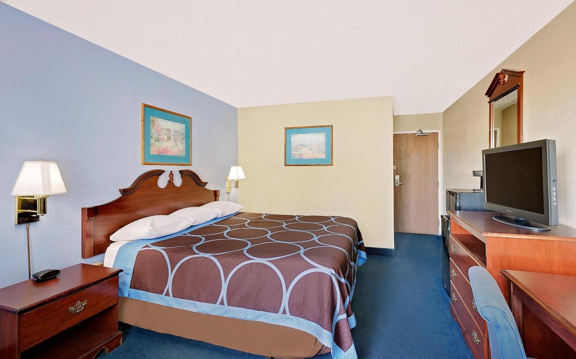 Super 8 by Wyndham Newburgh/West Point Stewart Intl Airport photo 21