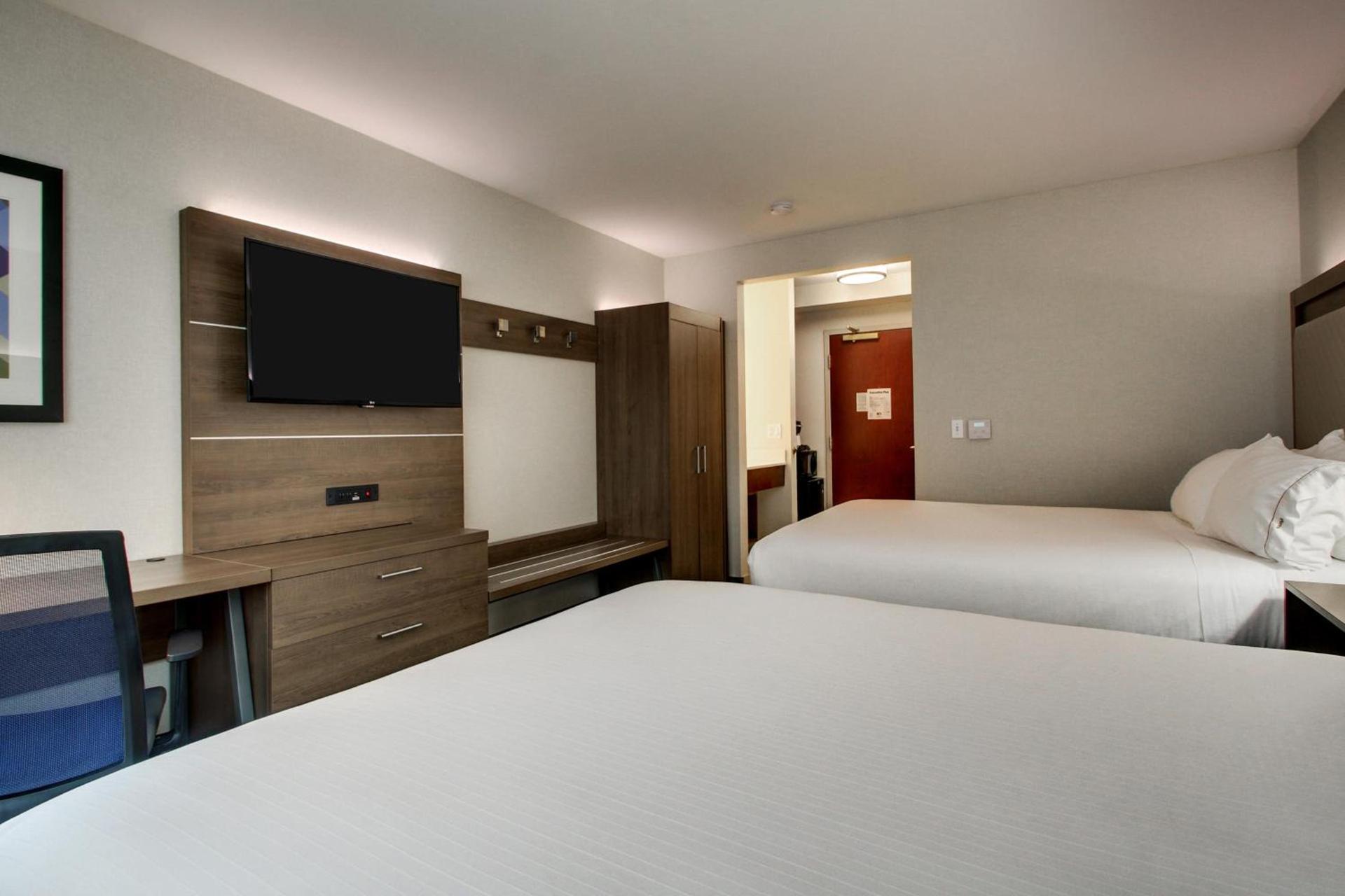 Holiday Inn Express Durham-UNH by IHG photo 3