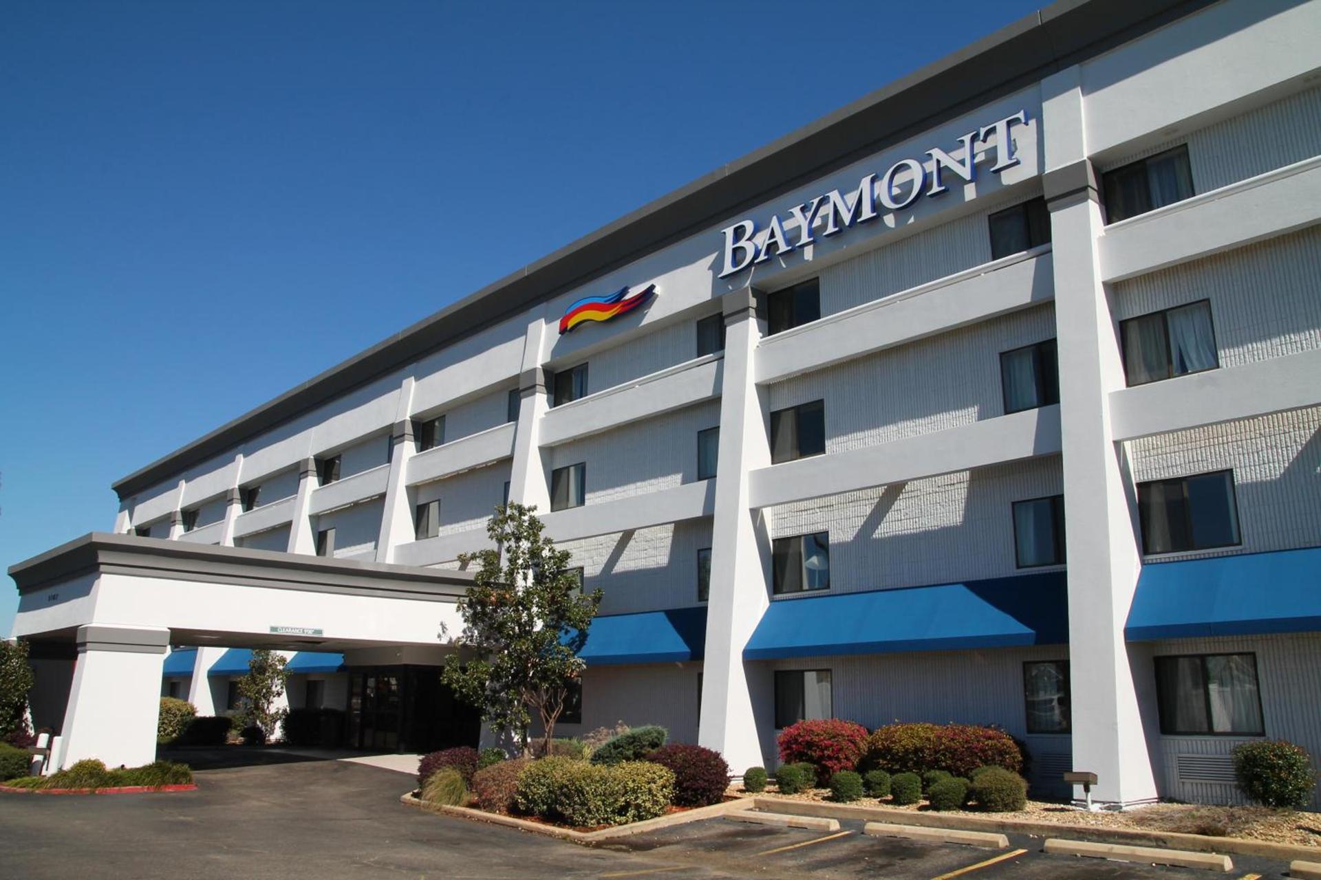 Baymont by Wyndham Texarkana photo 42