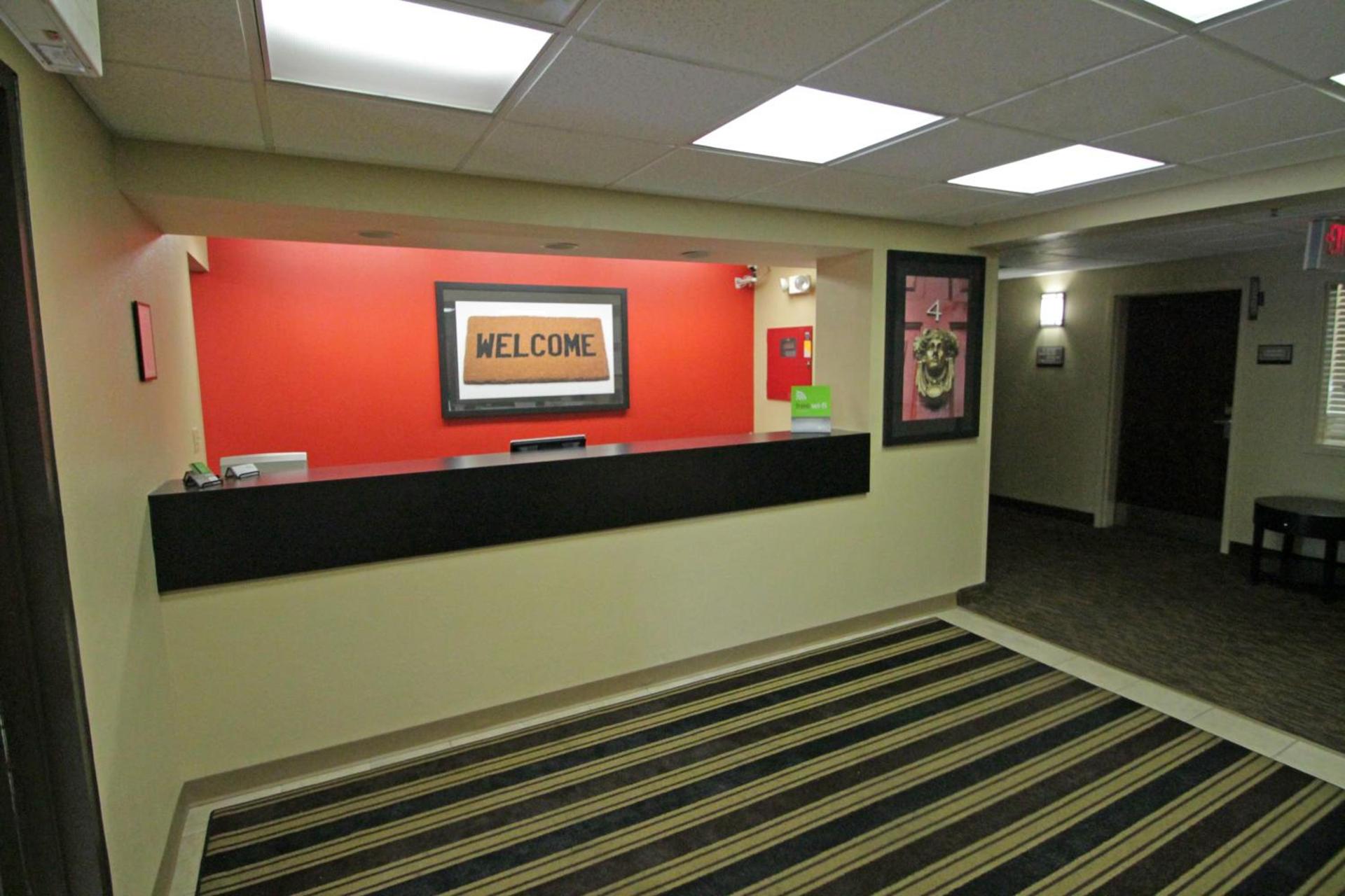 Studio 6 Corporate Extended Stay Buffalo Amherst NY photo 37