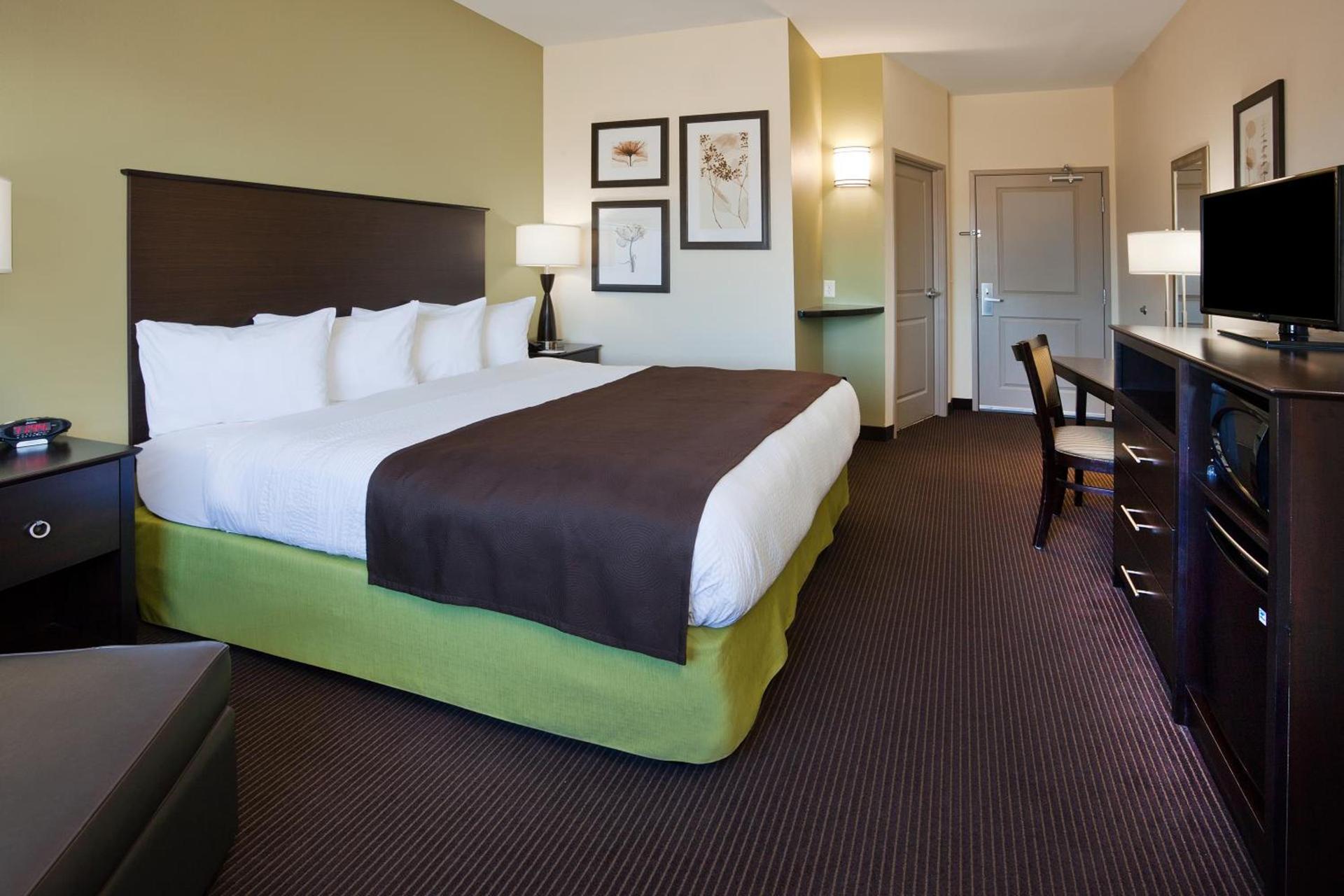 AmericInn by Wyndham Sibley photo 52
