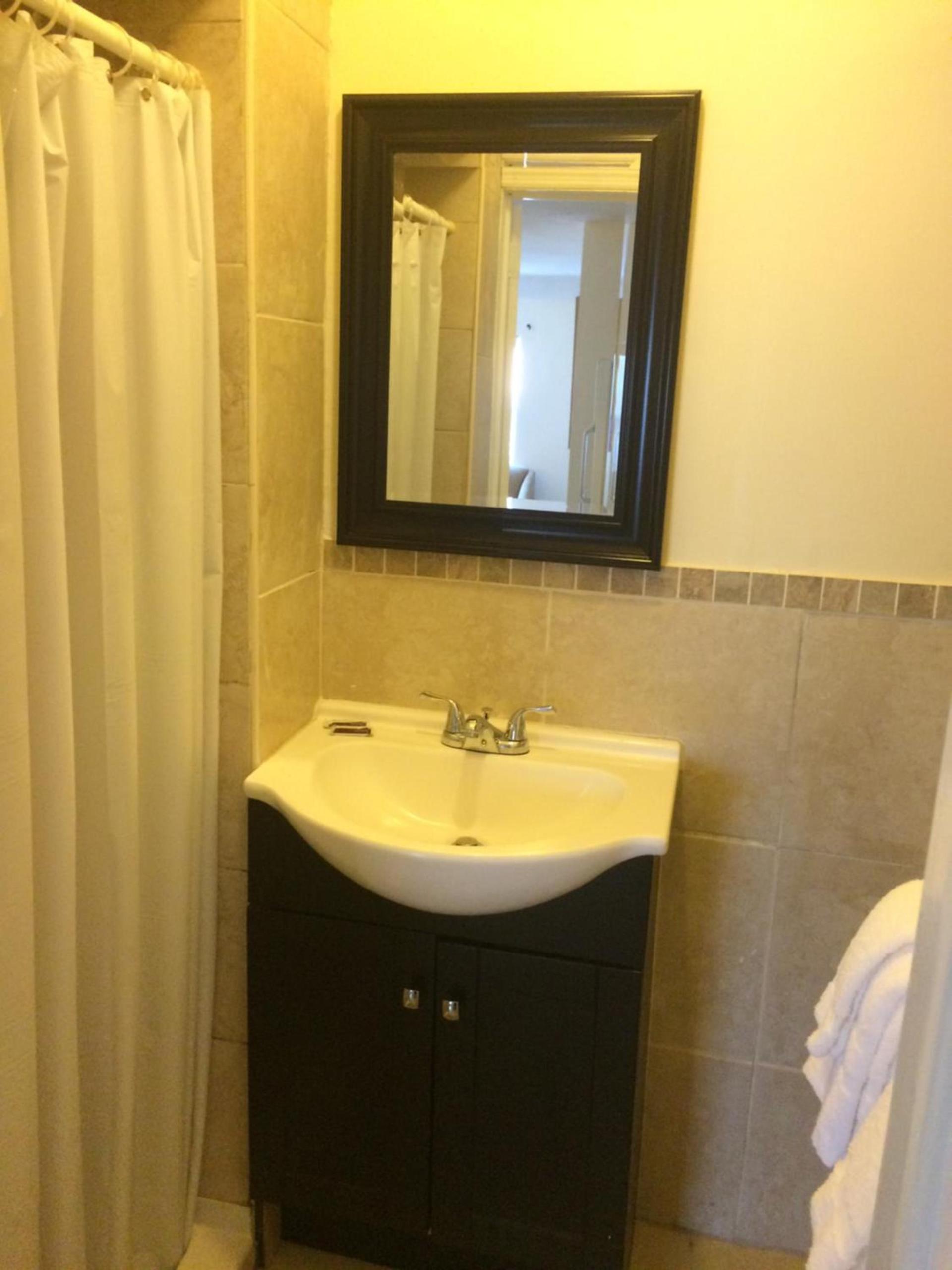 Shores Terrace photo 15