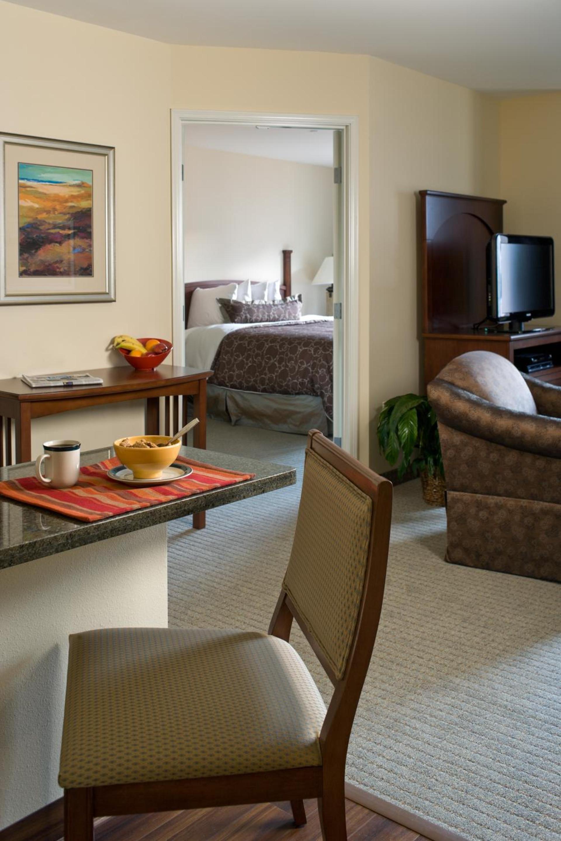 Staybridge Suites Everett - Paine Field by IHG photo 3