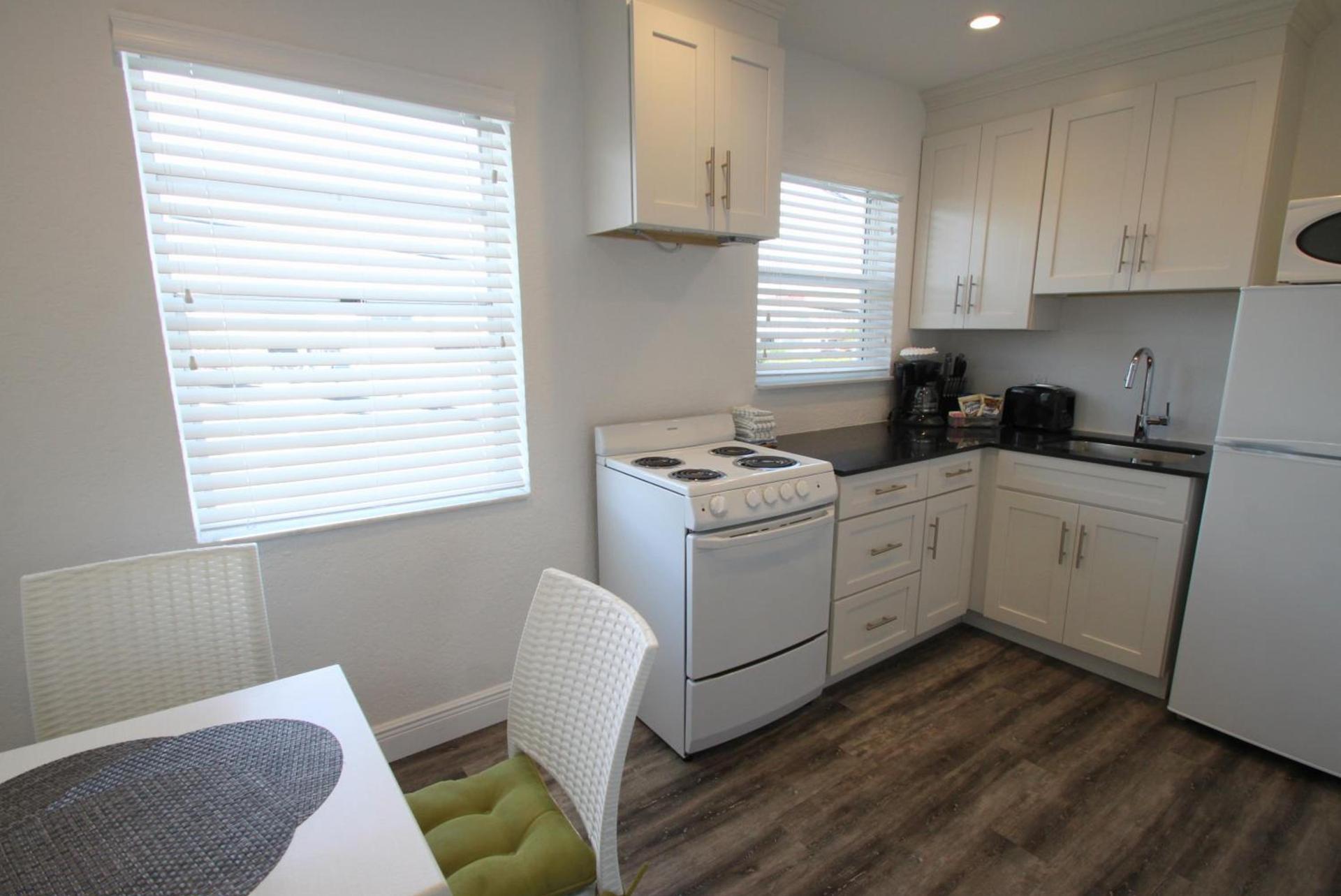 Sea Spray Inn photo 55