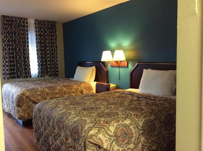 Stratford House Inn and Suites Temple photo 2