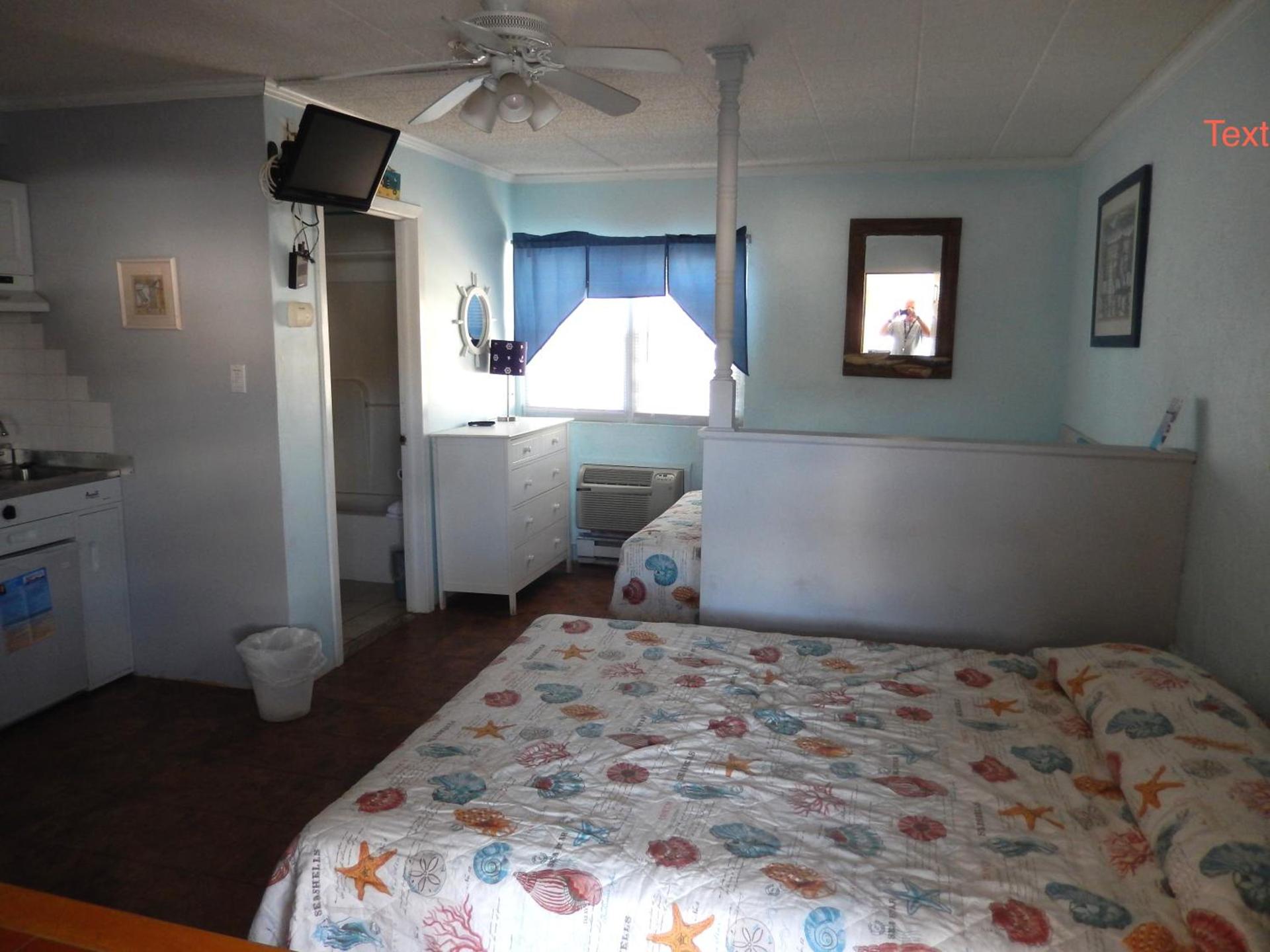 Sifting Sands Motel photo 2