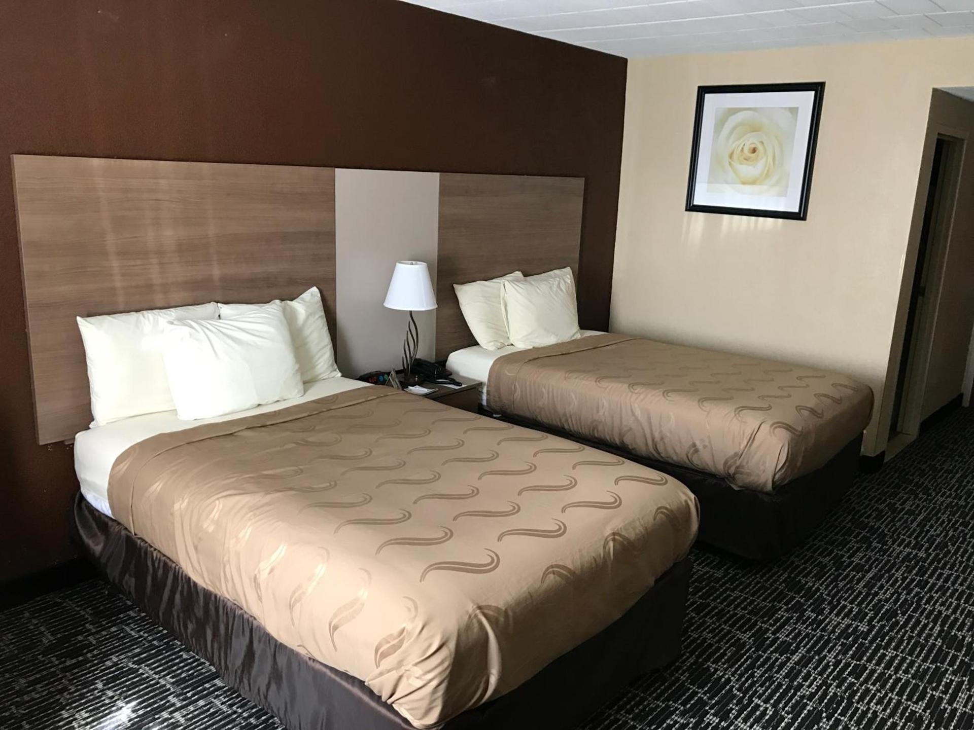 Quality Inn Near Pimlico Racetrack photo 20