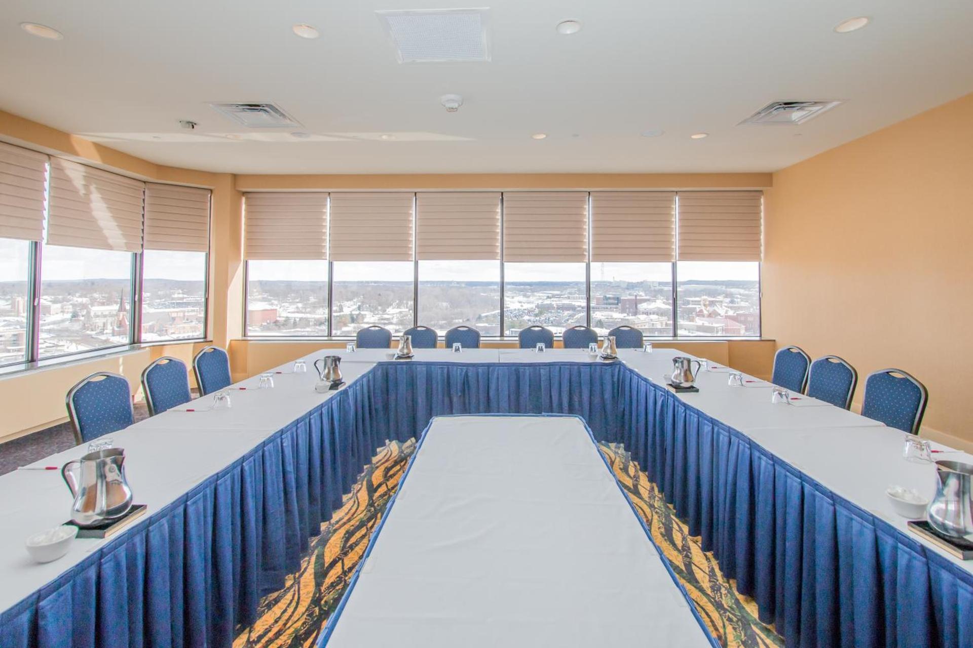 Doubletree By Hilton Battle Creek photo 47