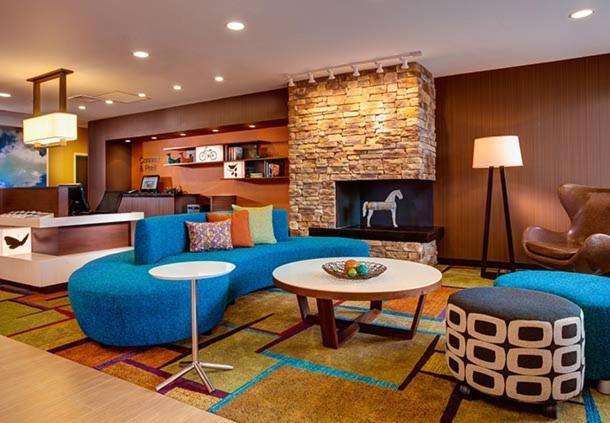 Fairfield Inn & Suites by Marriott Detroit Canton photo 2
