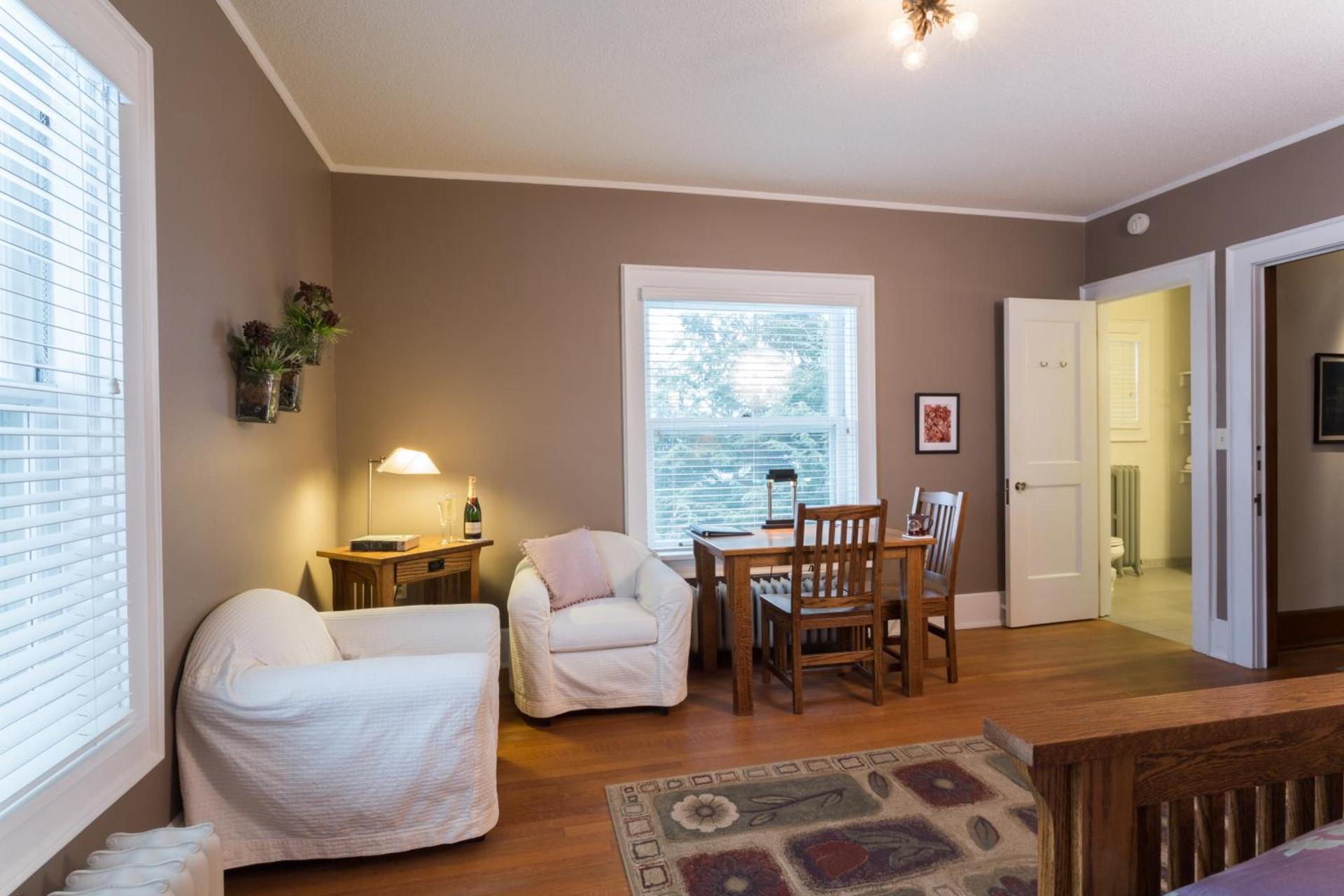 Stewart Inn photo 66