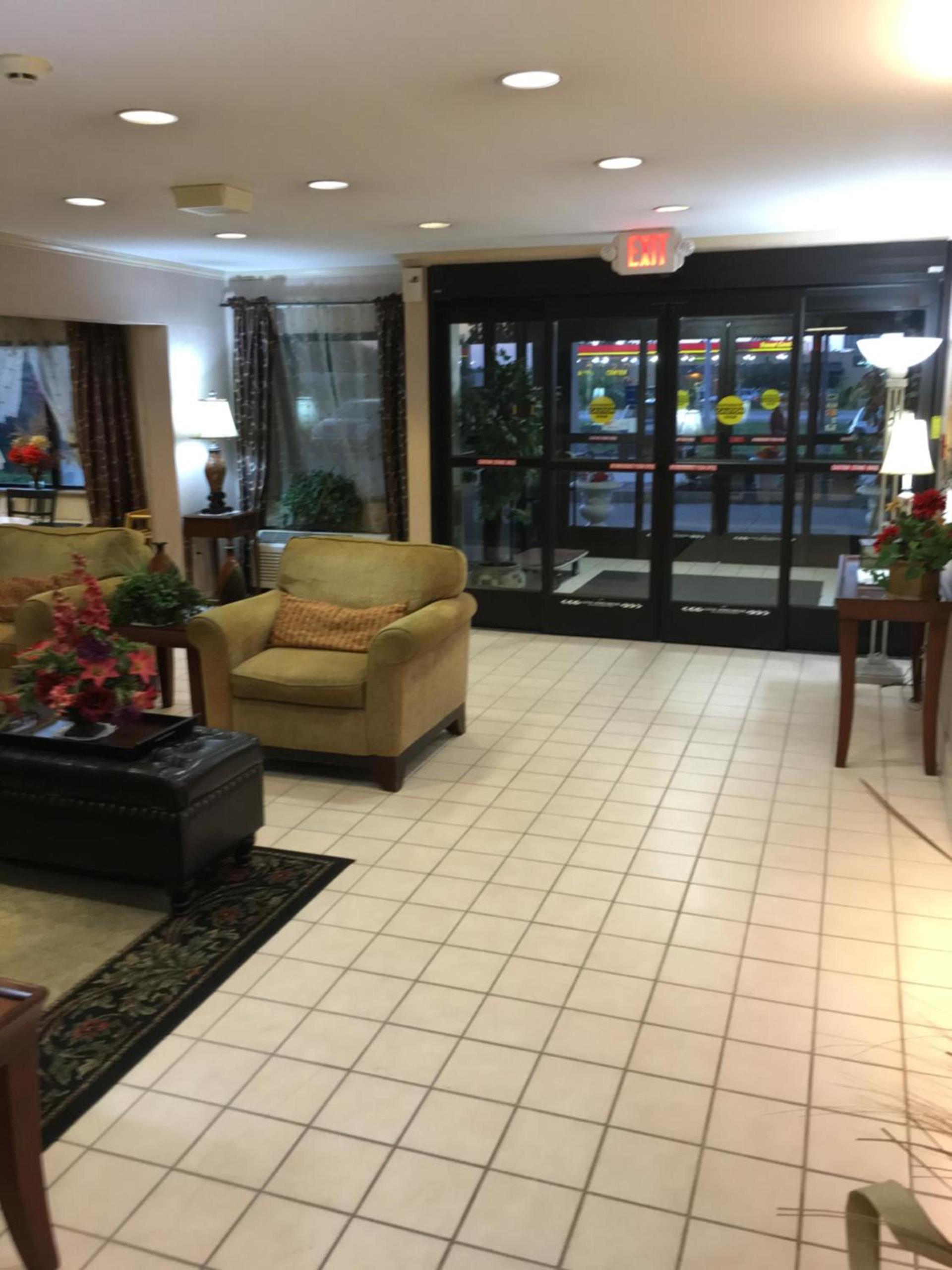 Baymont by Wyndham Paducah photo 29