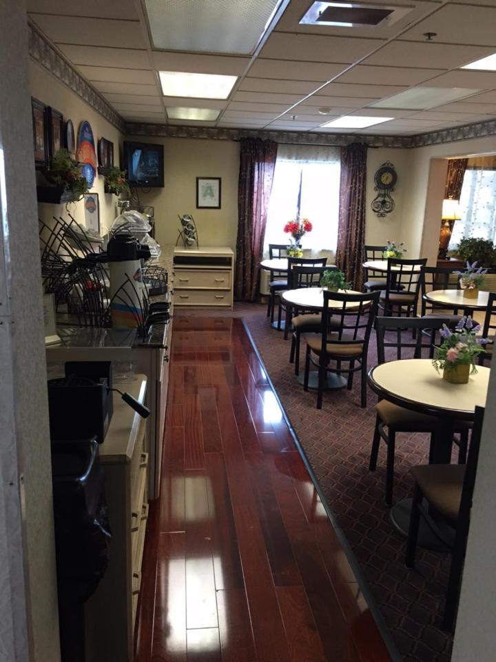 Baymont by Wyndham Paducah photo 13