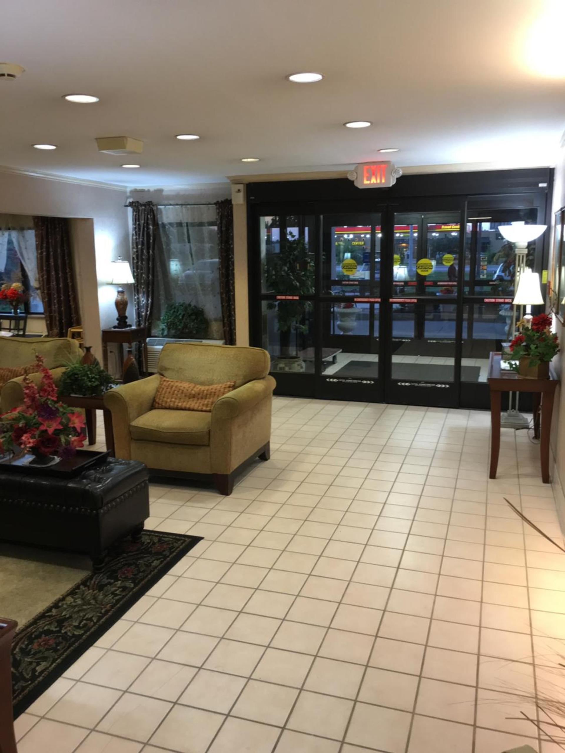 Baymont by Wyndham Paducah photo 22