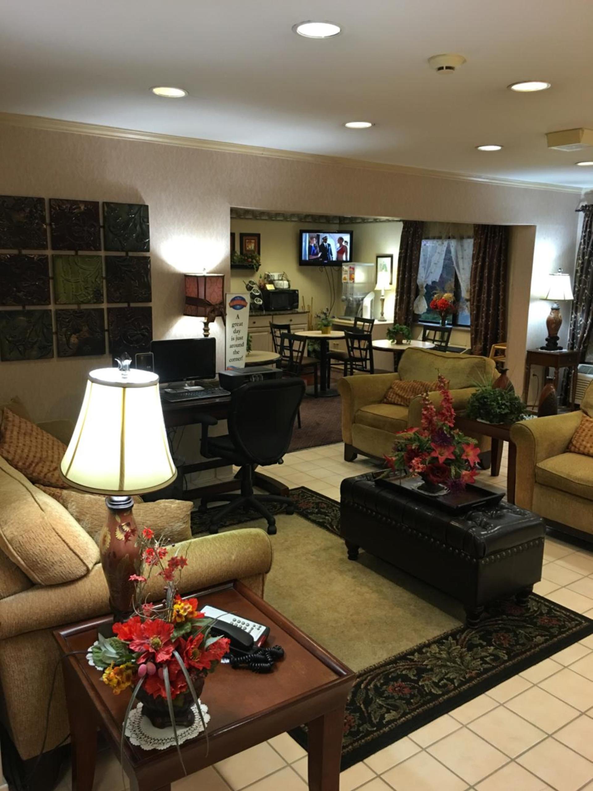 Baymont by Wyndham Paducah photo 24