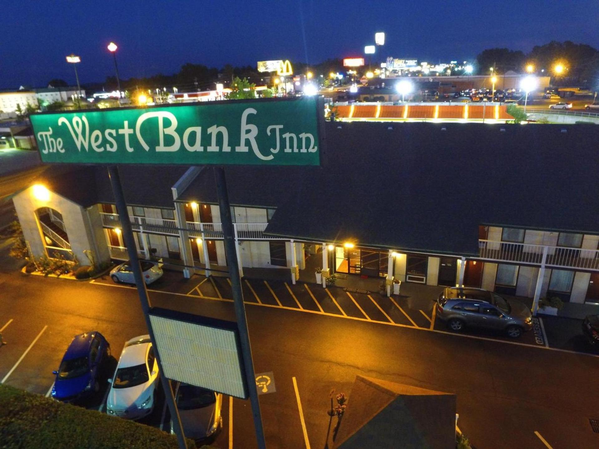 West Bank Inn photo 8