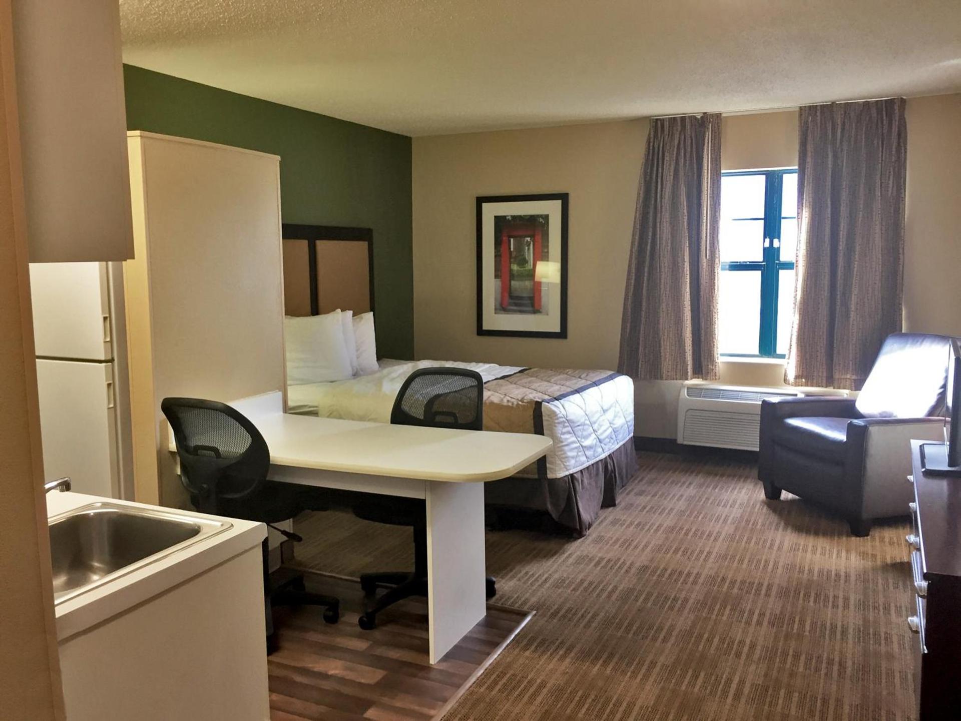 Extended Stay America Suites - Chicago - Itasca photo 23