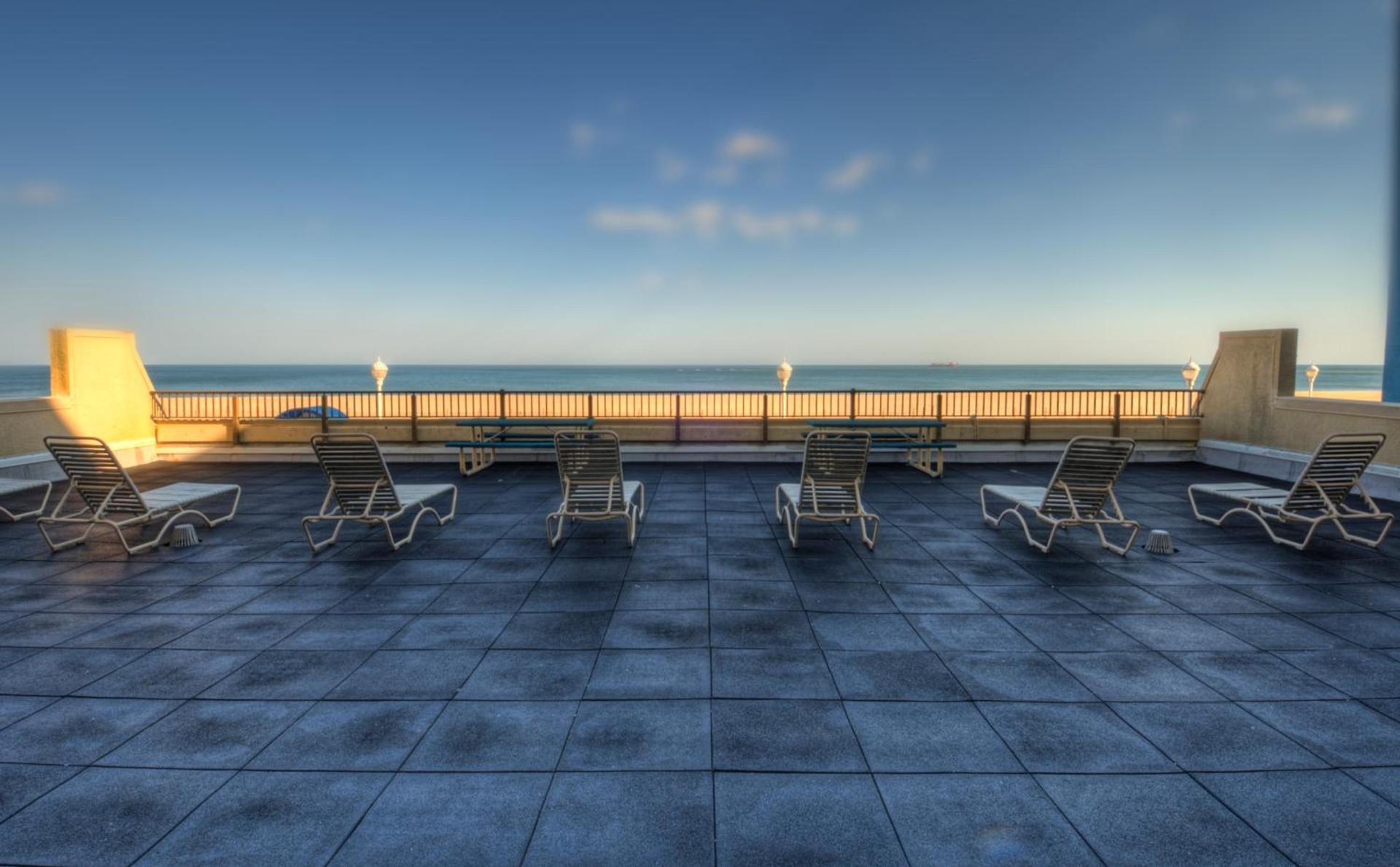 Boardwalk One photo 20