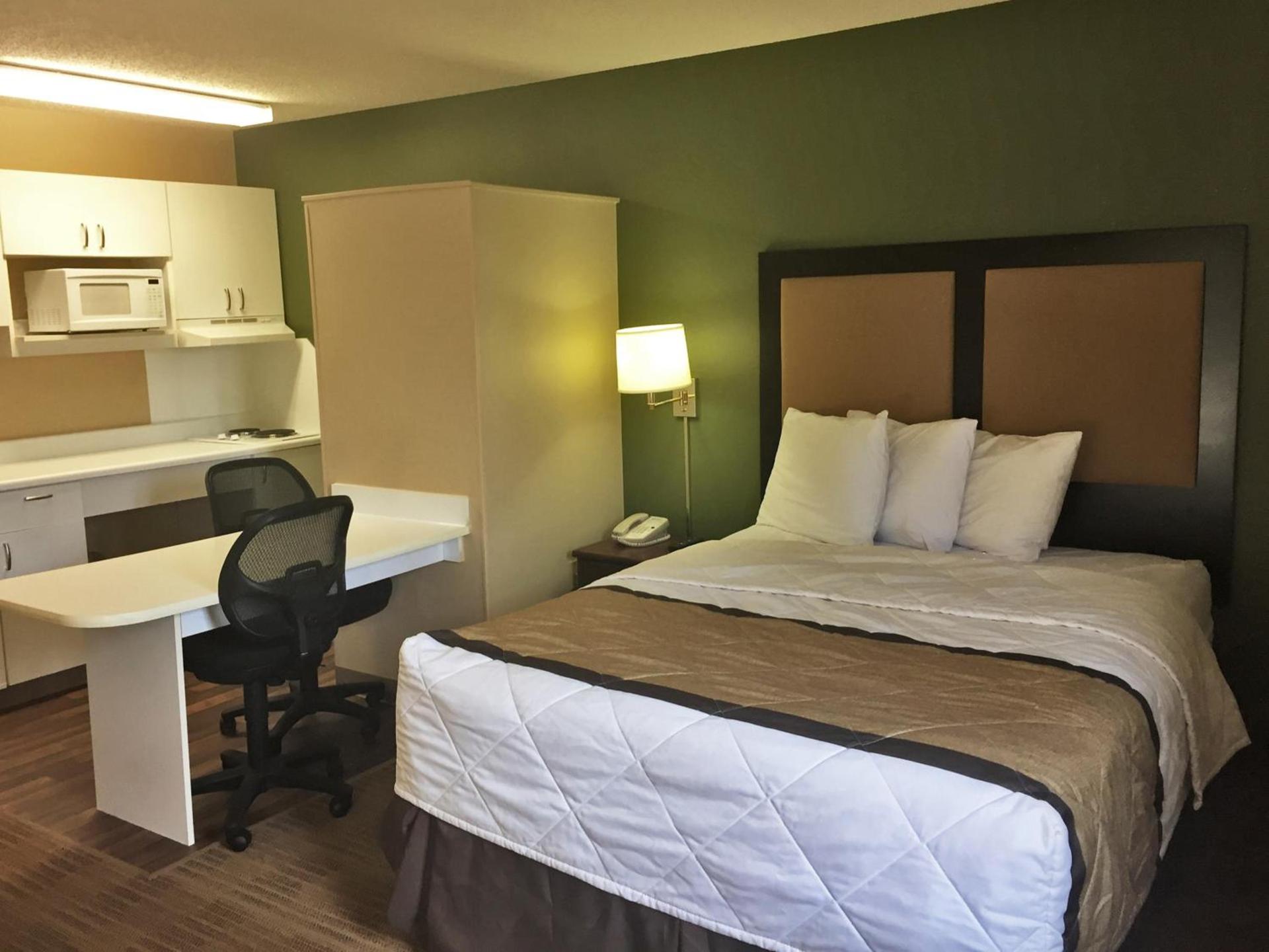 Extended Stay America Select Suites - Greenville - Airport photo 34