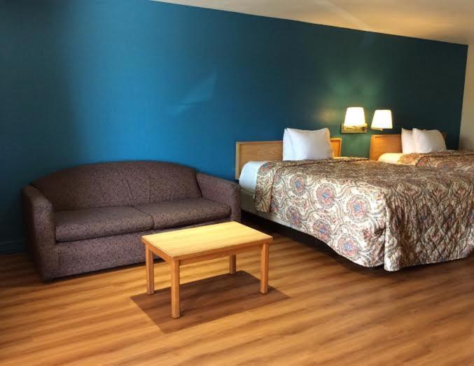 Stratford House Inn and Suites Temple photo 3