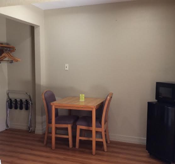 Stratford House Inn and Suites Temple photo 13