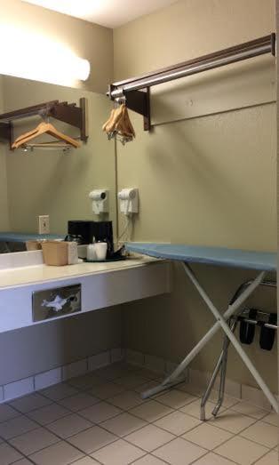 Stratford House Inn and Suites Temple photo 4