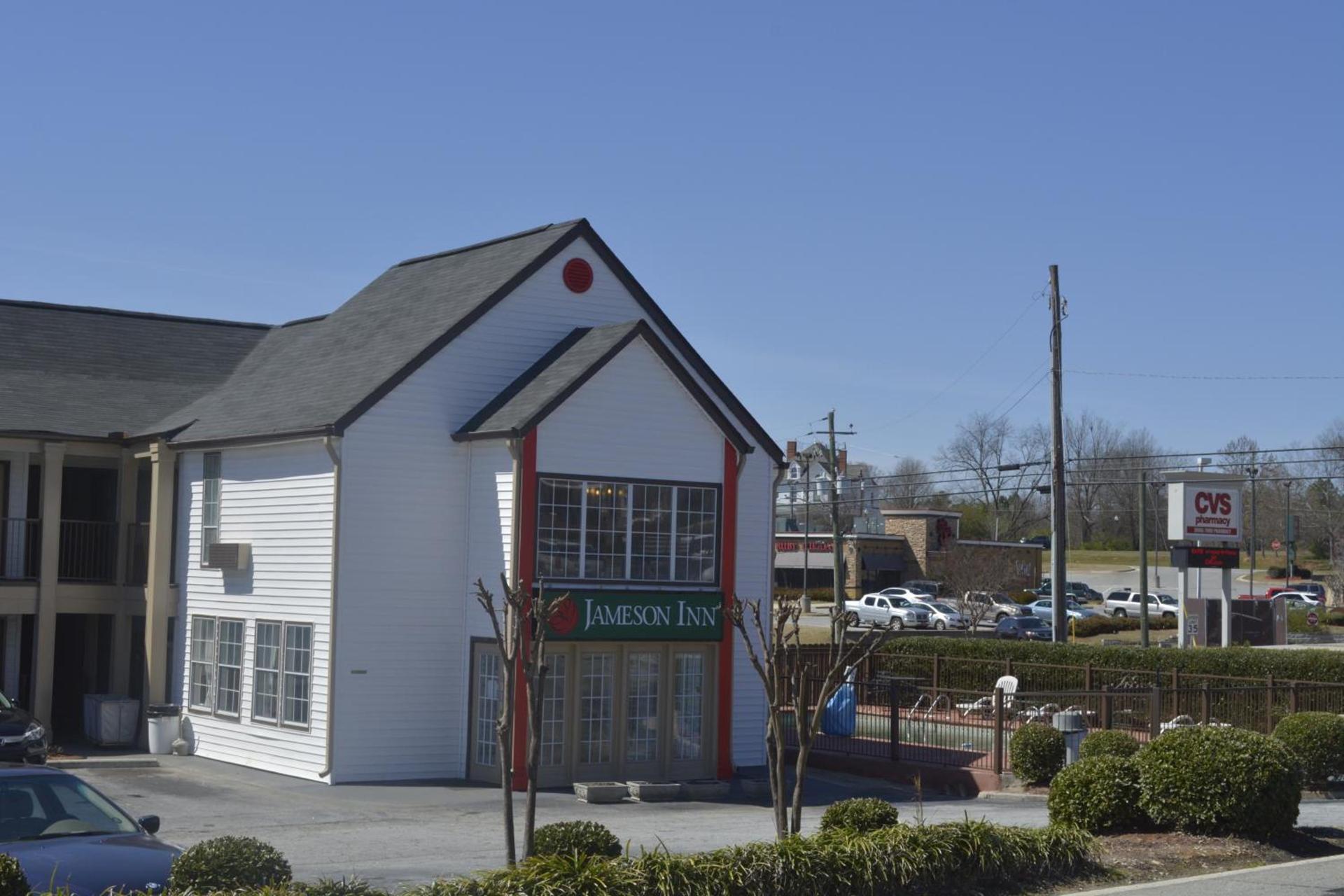 Jameson Inn Winder photo 27