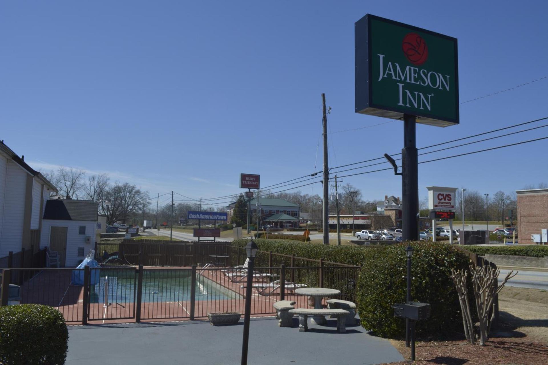 Jameson Inn Winder photo 35