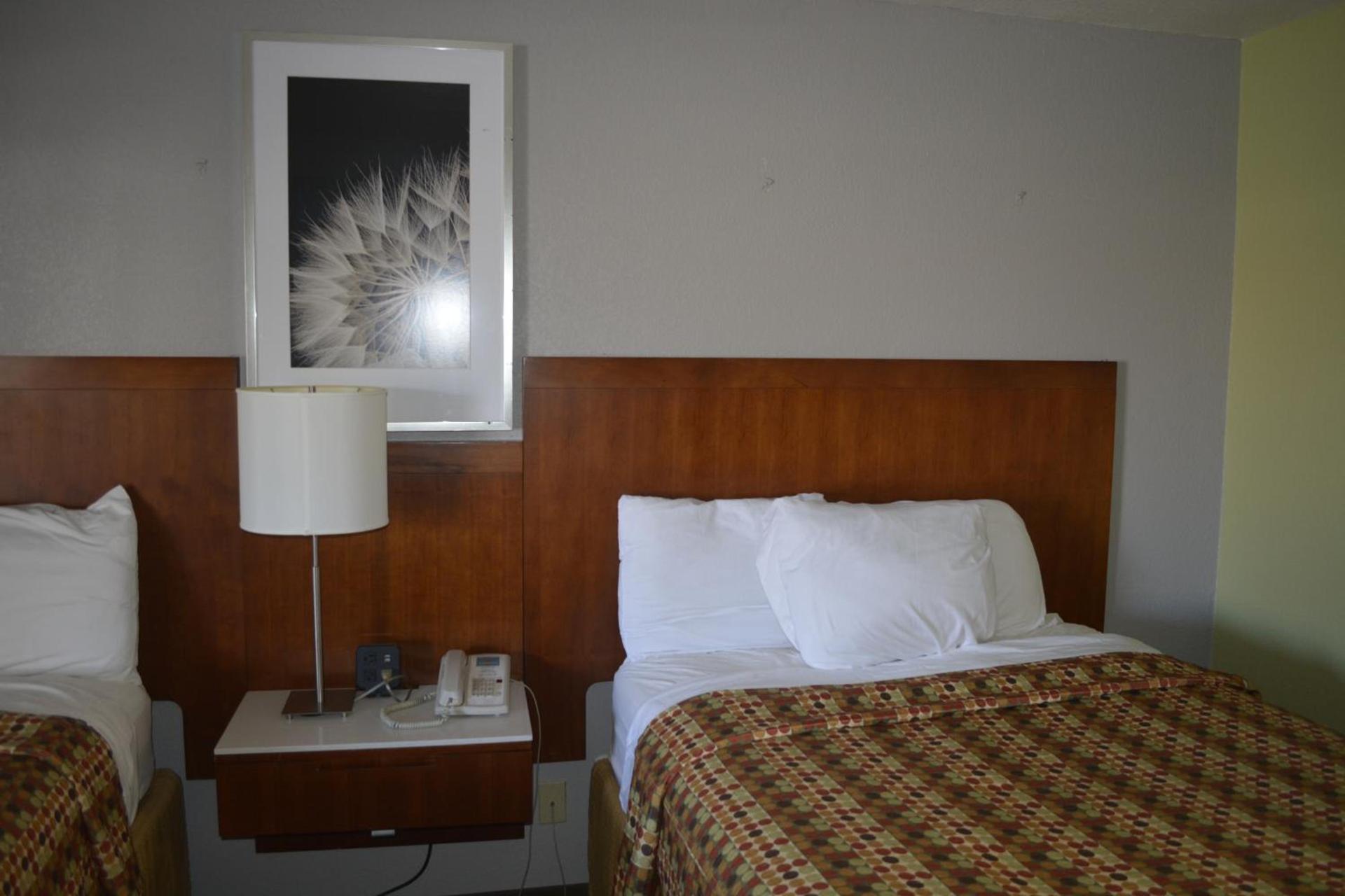 Jameson Inn Winder photo 15