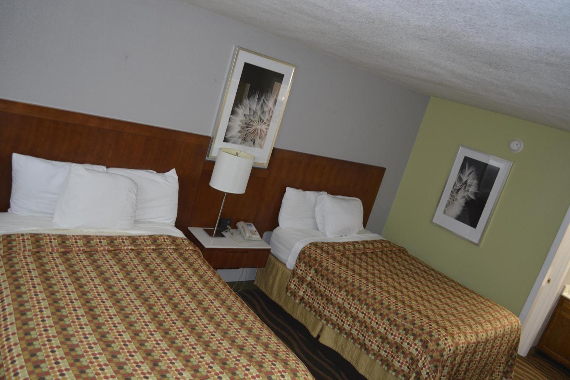 Jameson Inn Winder photo 16