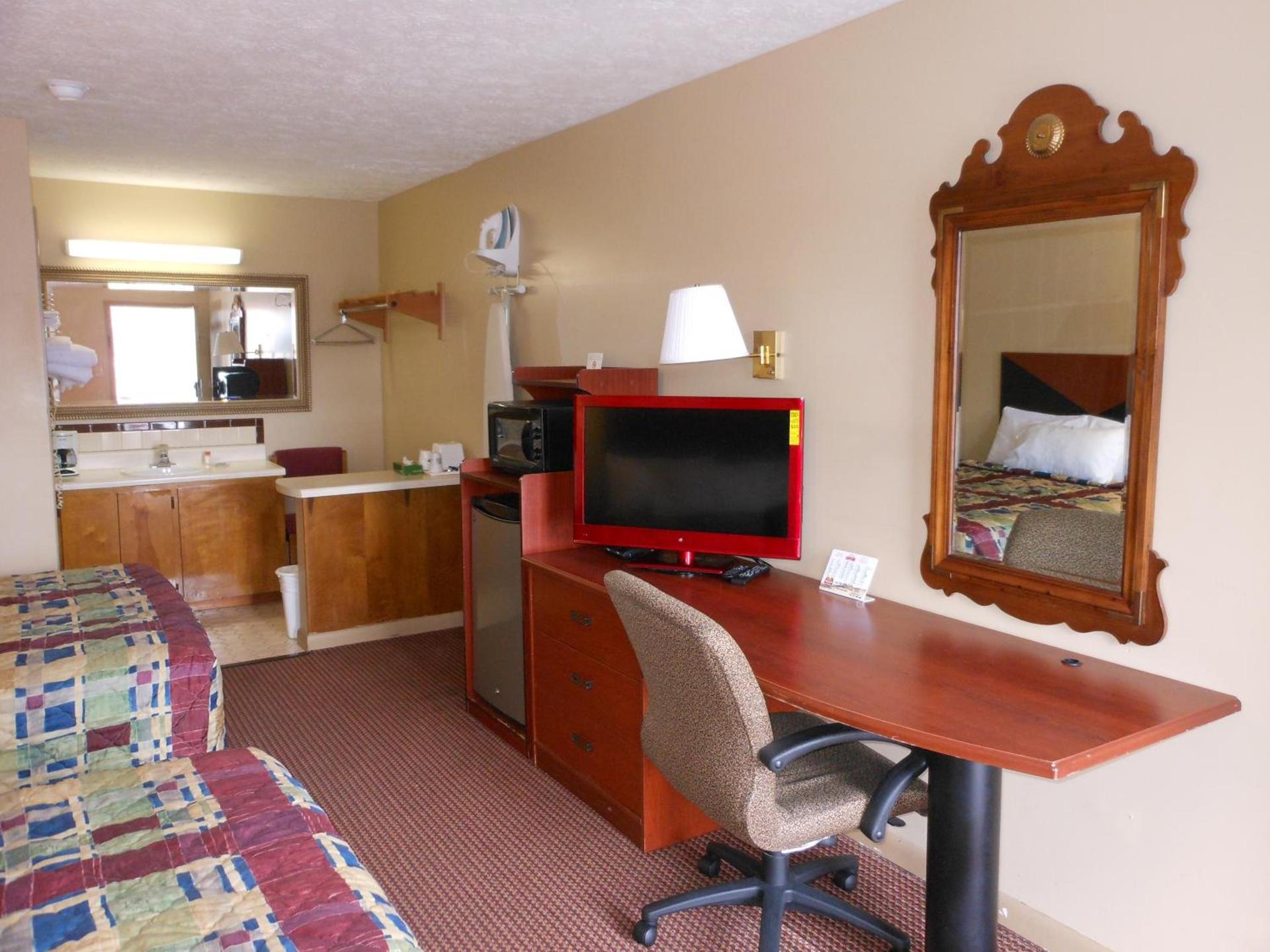 McClellan Inn photo 11