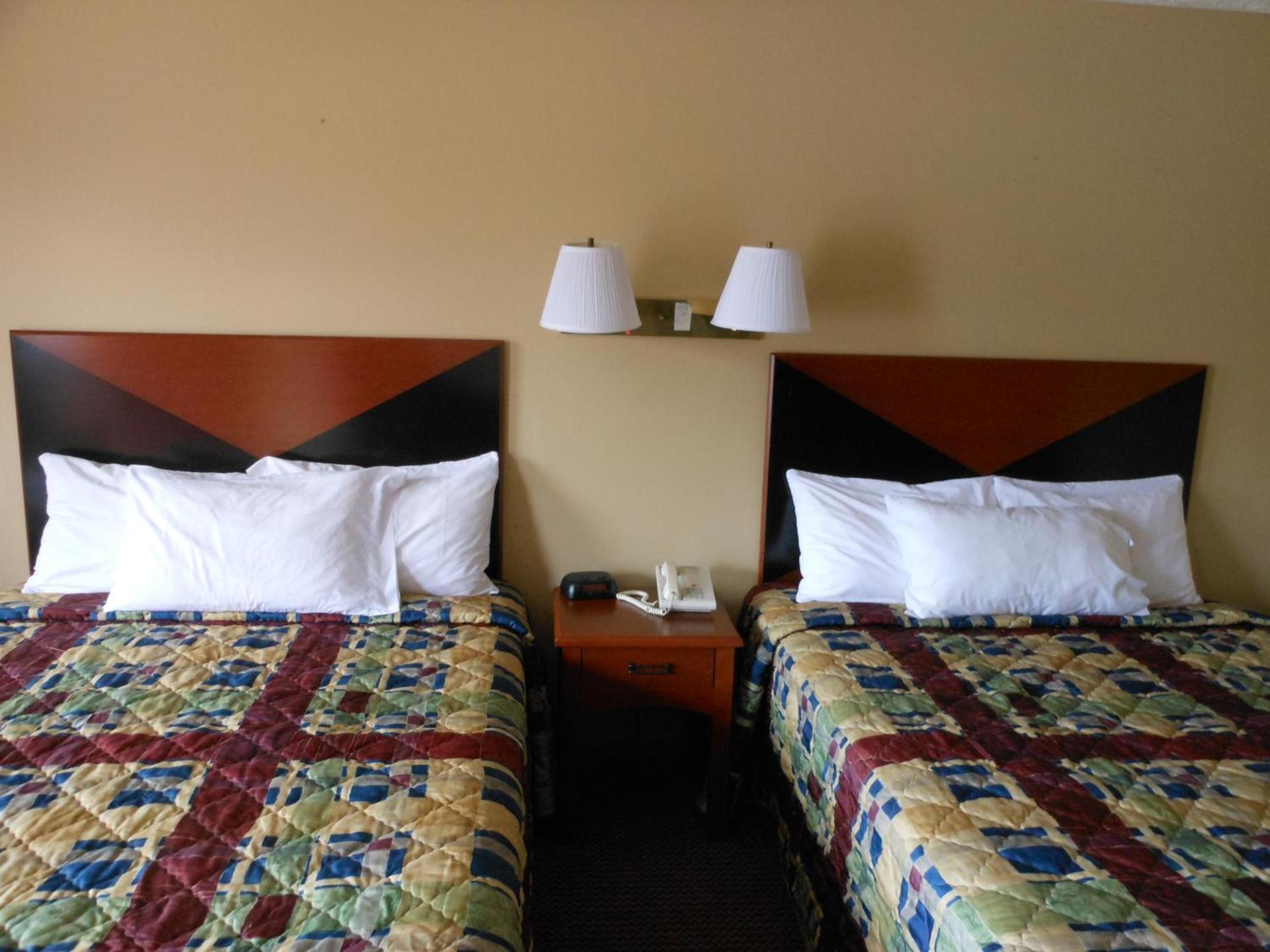 McClellan Inn photo 13