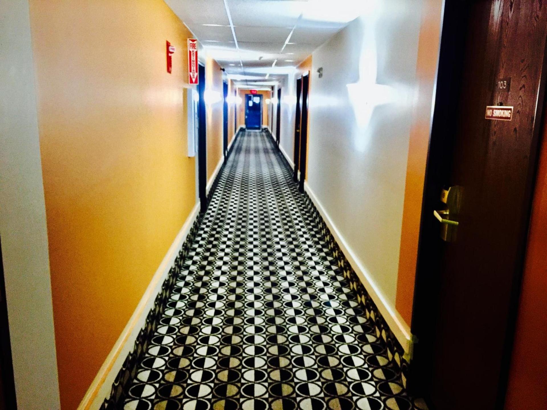 Lyons Inn photo 10