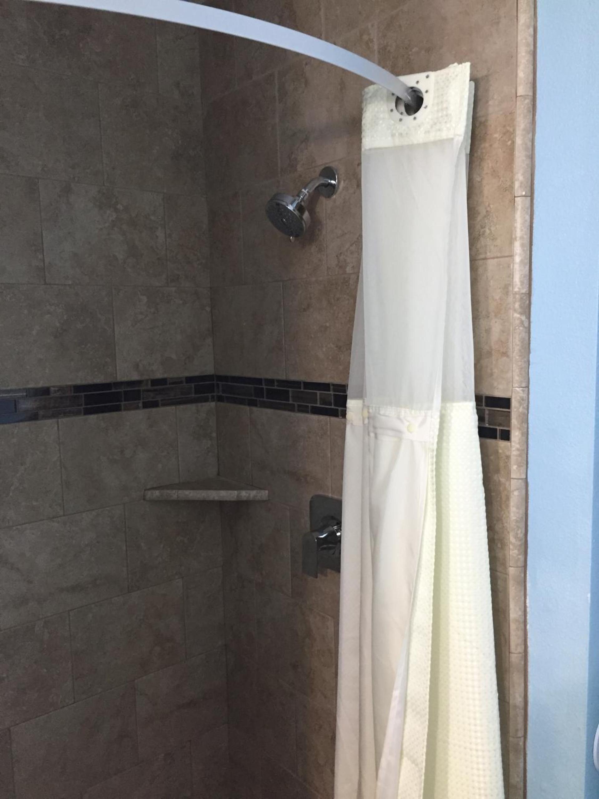 Dolphin Cove Motel photo 98