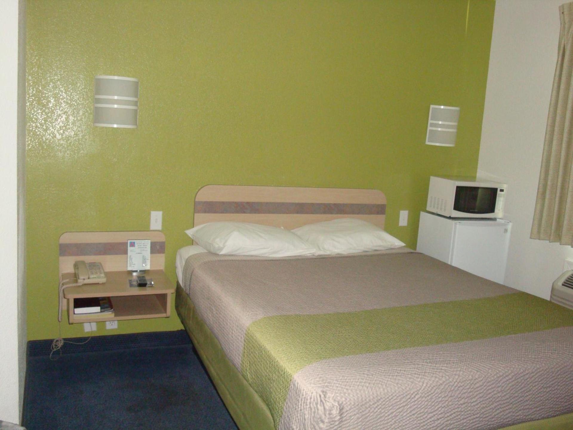 Lakeside Inn Lake Havasu City photo 29