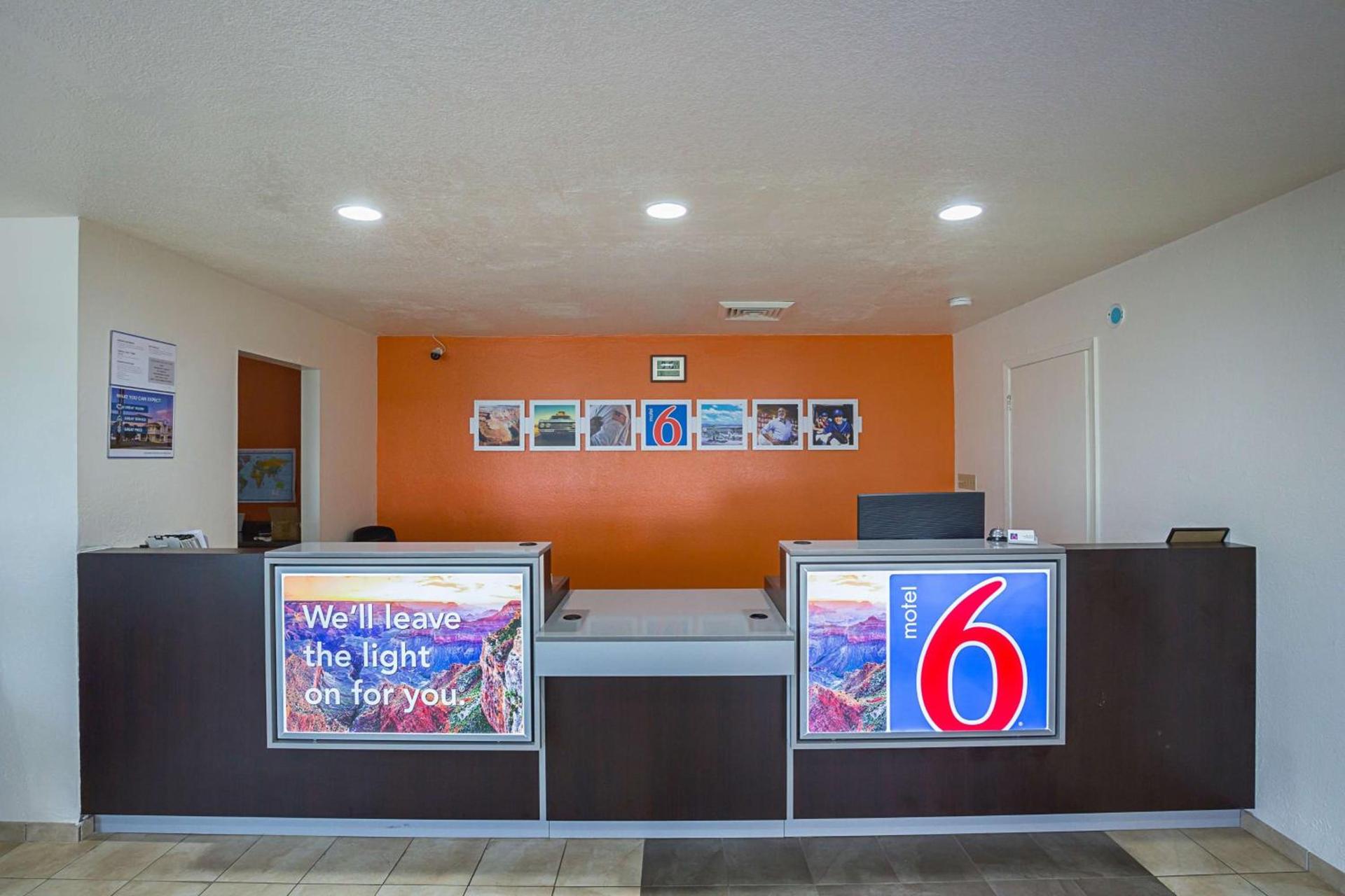 Motel 6-Madisonville, TX photo 26